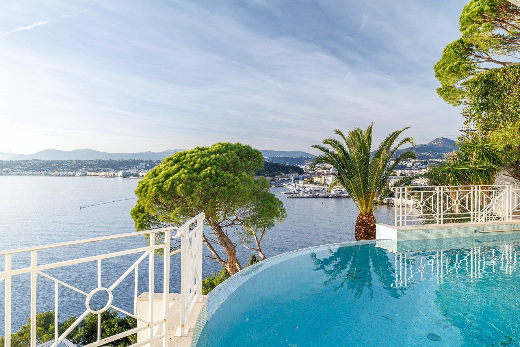 Vente Villa Nice 9 Pièces 288.77 m² — photo 3