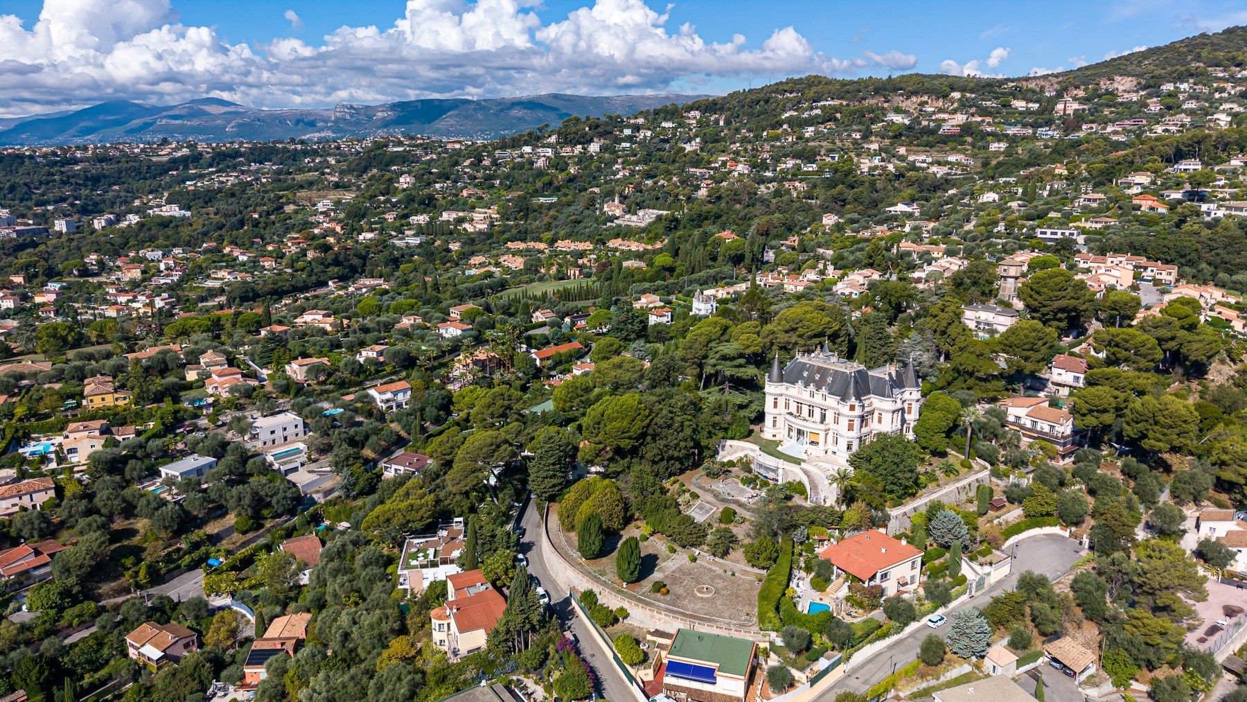 Vente Maison contemporaine Nice 6 Pièces 190 m² — photo 2