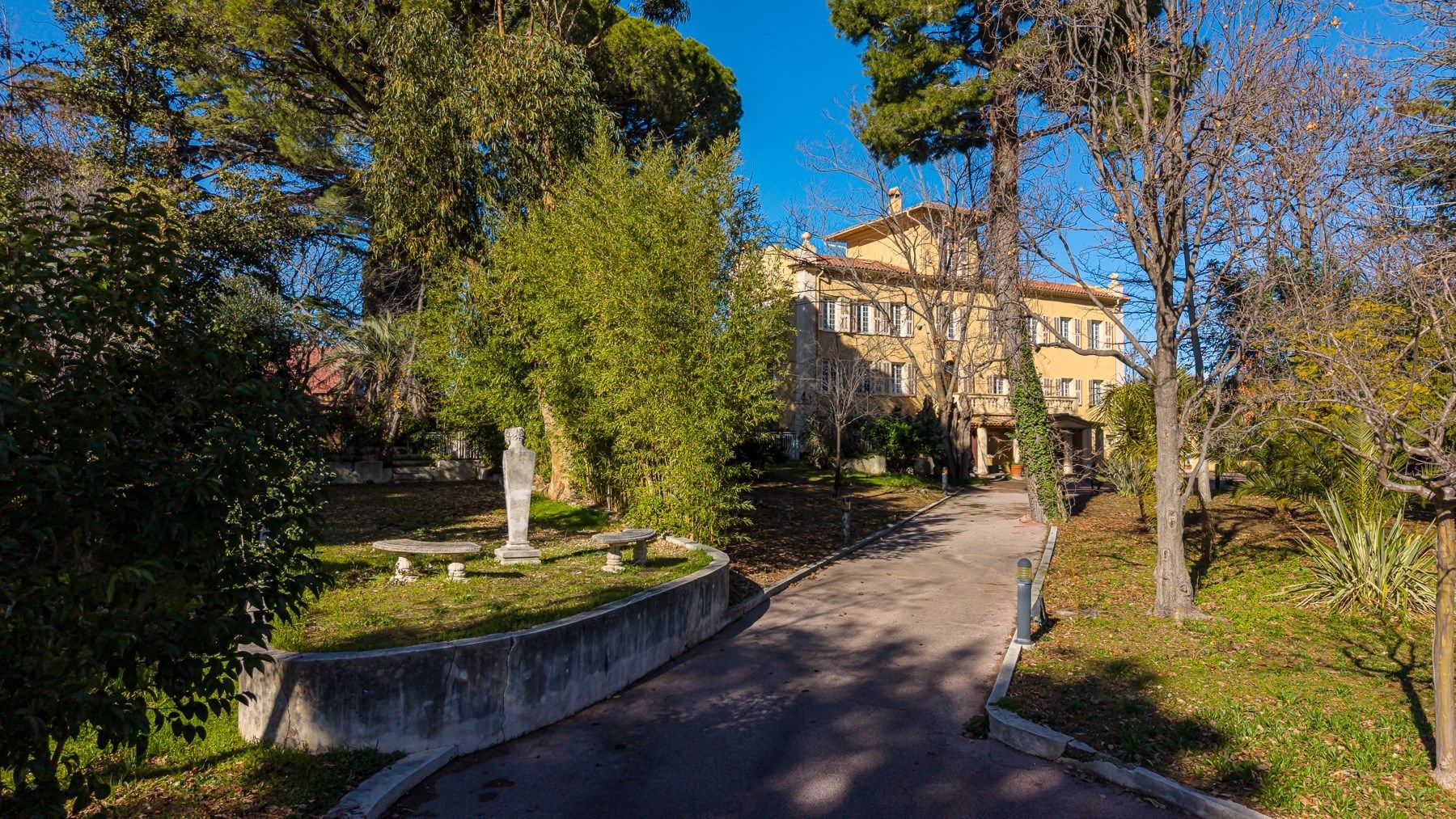 Vente Maison de maître Nice 23 Pièces 860 m² — photo 3