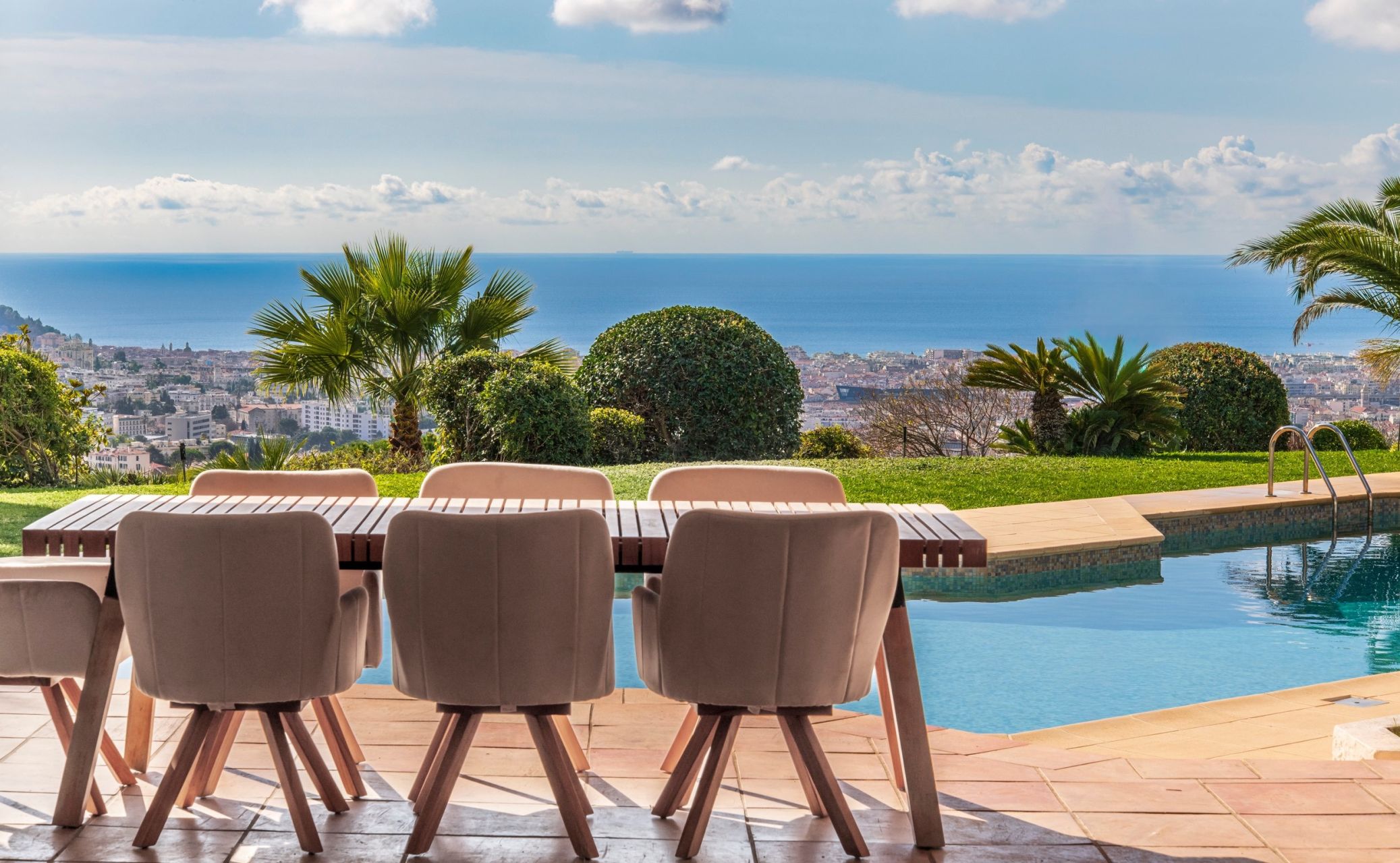 Vente Villa Nice 12 Pièces 530 m² — photo 2