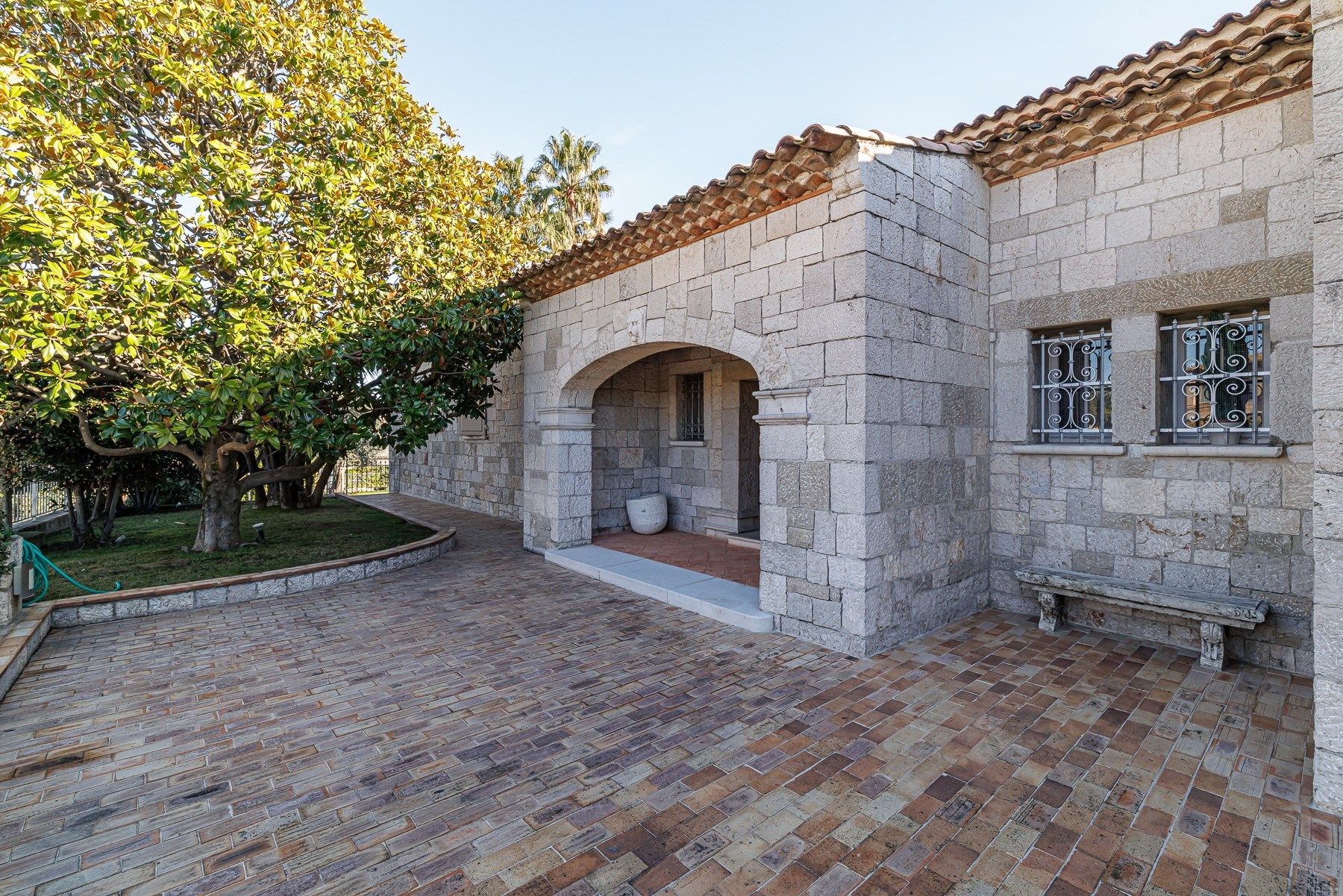 Vente Villa Nice 8 Pièces 359 m² — photo 4
