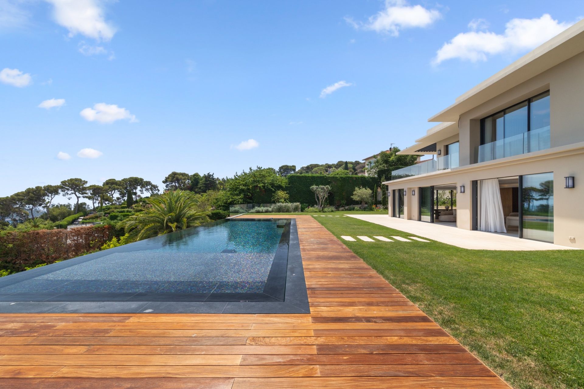 Vente Maison contemporaine Nice 8 Pièces 360 m² — photo 1