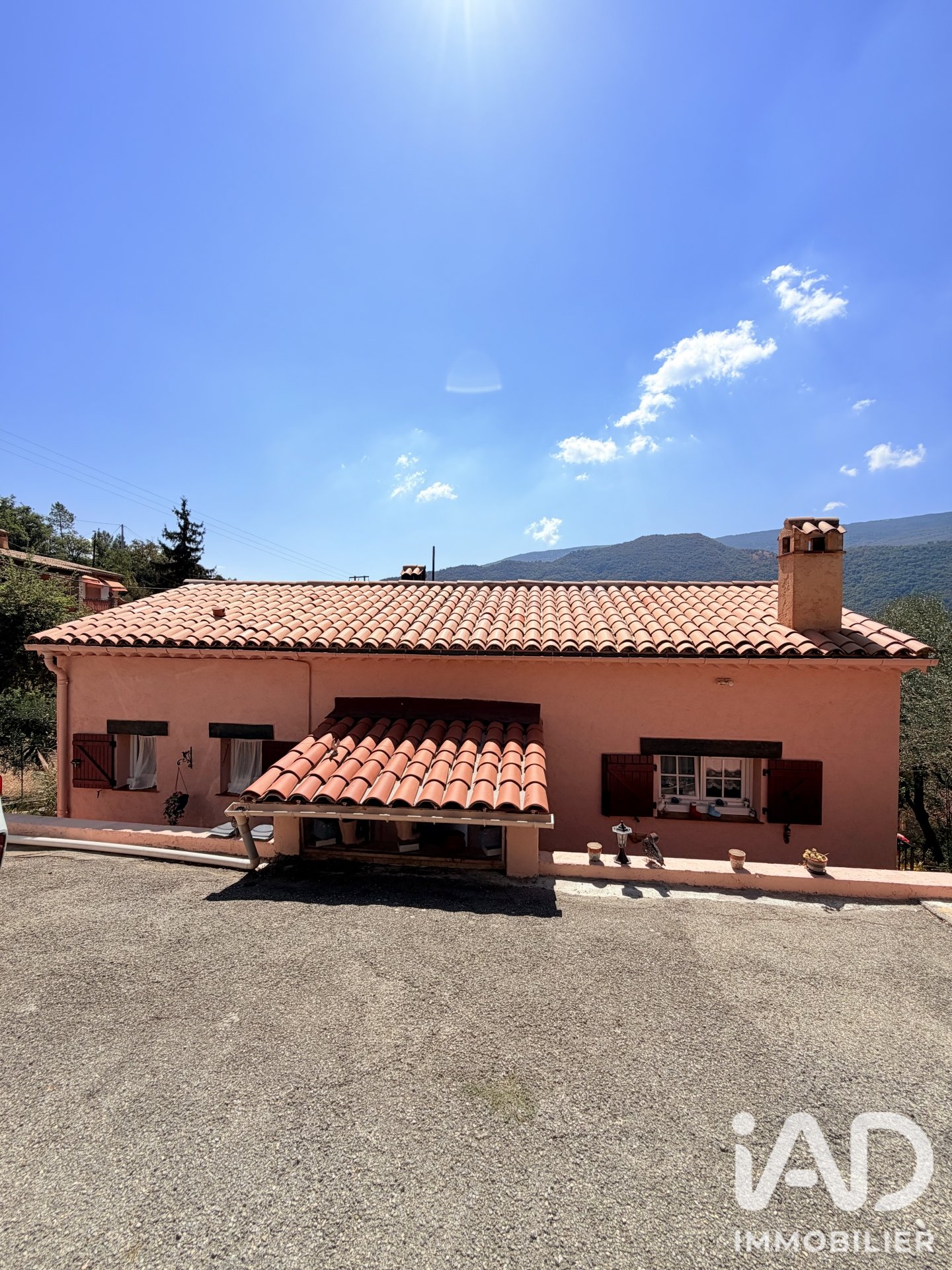 Maison à Pierrefeu