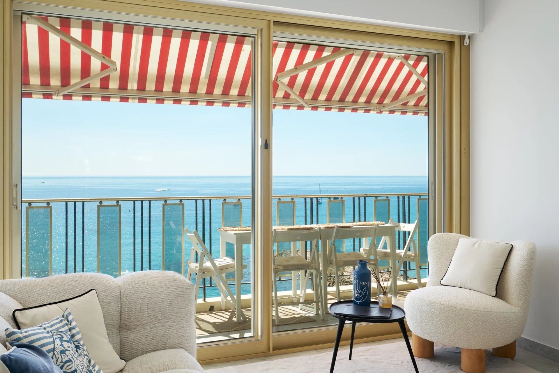 Vente Appartement Roquebrune-Cap-Martin 3 Pièces 70.02 m² — photo 2