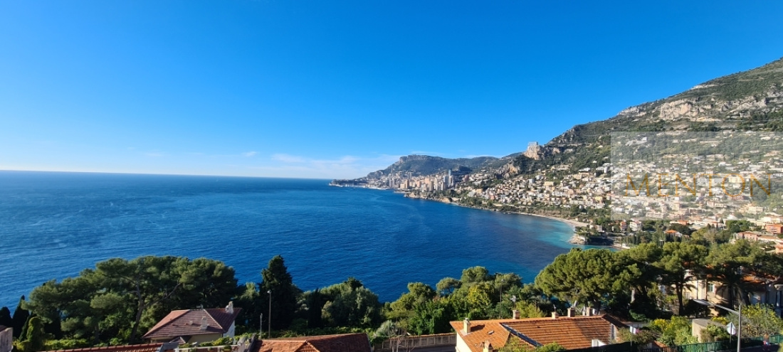 Roquebrune Cap Martin vue mer, dernier étage cave et garage — Roquebrune-Cap-Martin