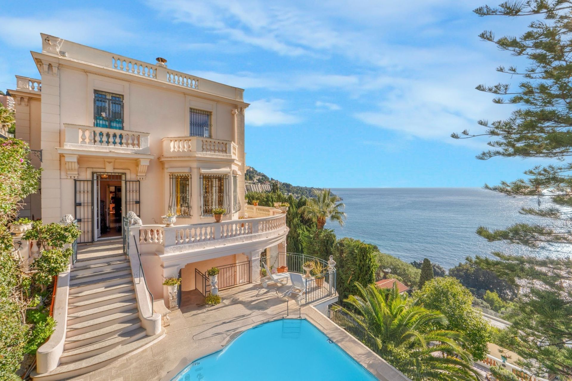 Vente Maison bourgeoise Roquebrune-Cap-Martin 12 Pièces 320 m² — photo 1