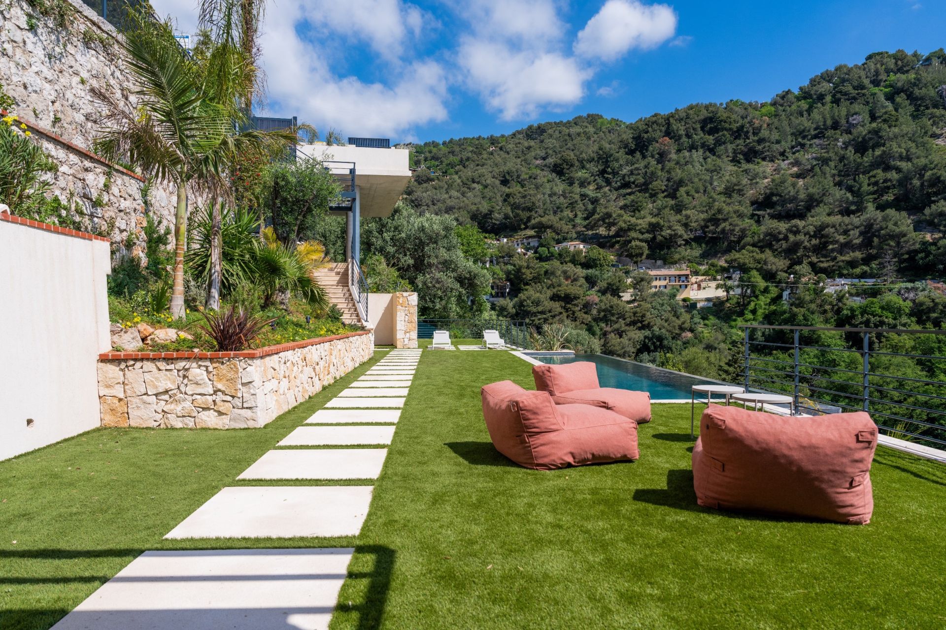 Vente Villa Roquebrune-Cap-Martin 5 Pièces 200 m² — photo 2