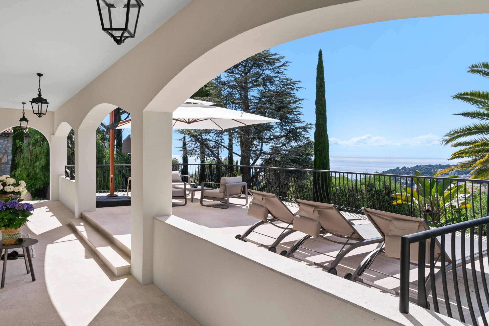 Vente Villa Roquebrune-Cap-Martin 7 Pièces 258 m² — photo 4