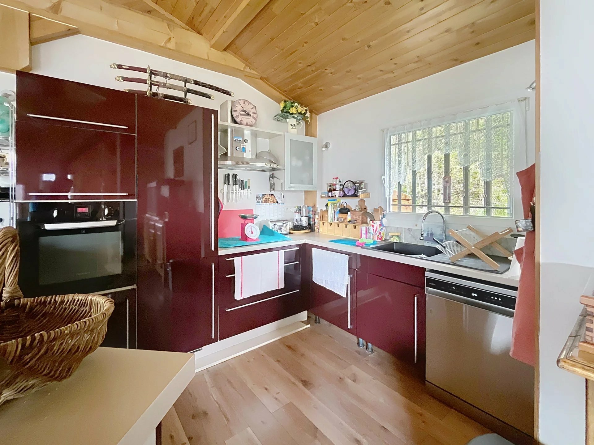Maison à Saint-Auban, 138 m² sur 202 m² de terrain — photo 4