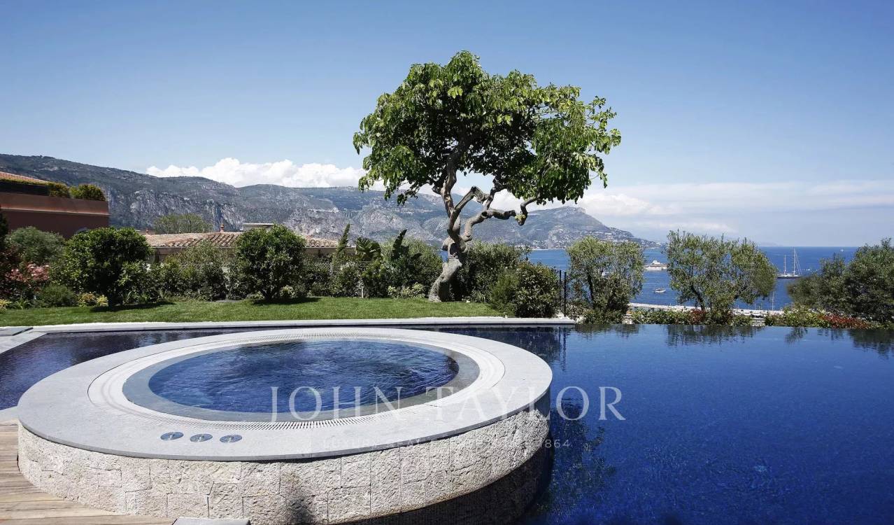 Annonce Location saisonnière Propriété Saint-Jean-Cap-Ferrat Le Cap (06230), 9 Pièces, 16 Couchages — photo 2