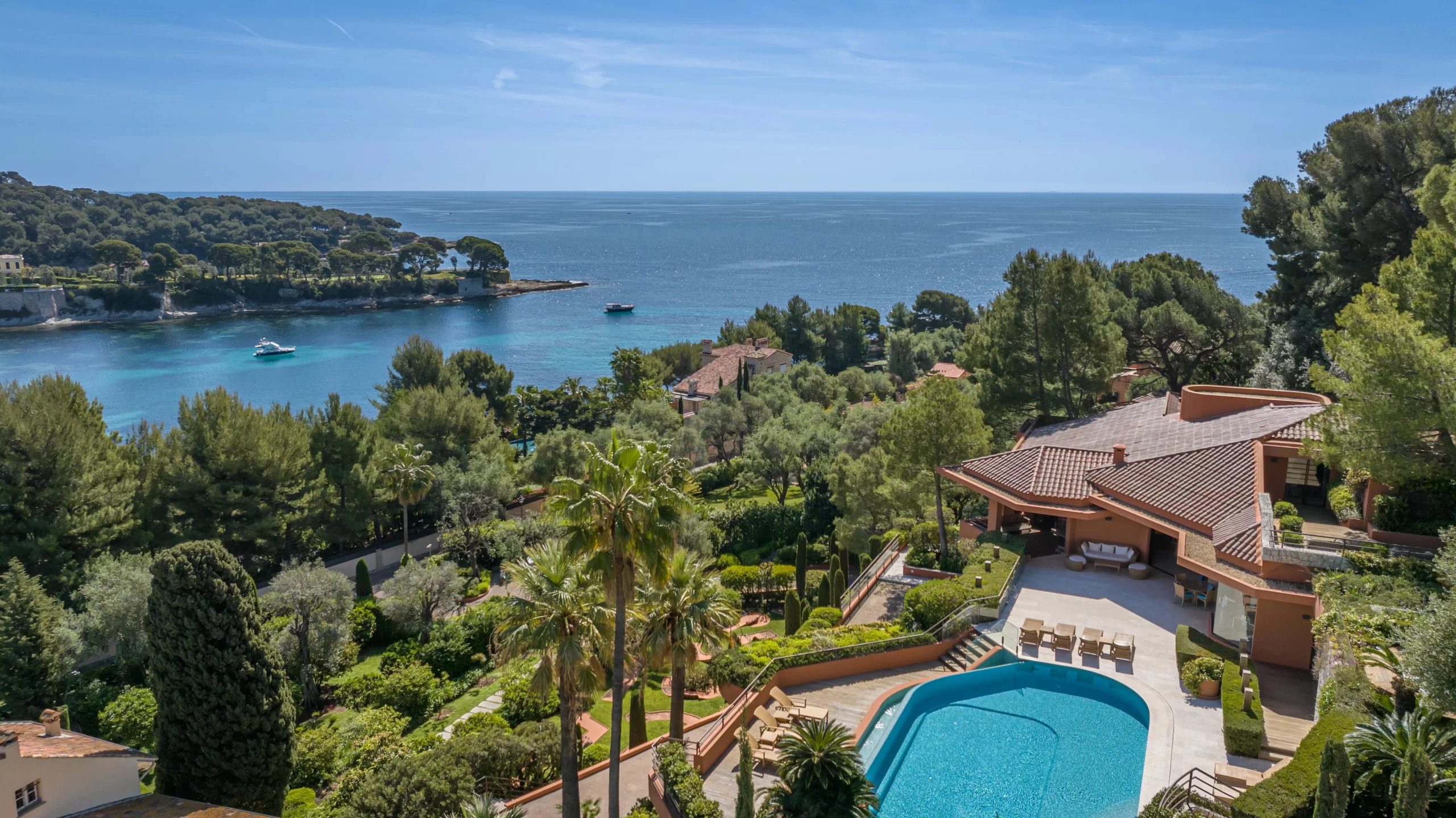 Achat Villa Saint-Jean-Cap-Ferrat Deux demeures indépendantes au cœur du village — photo 2