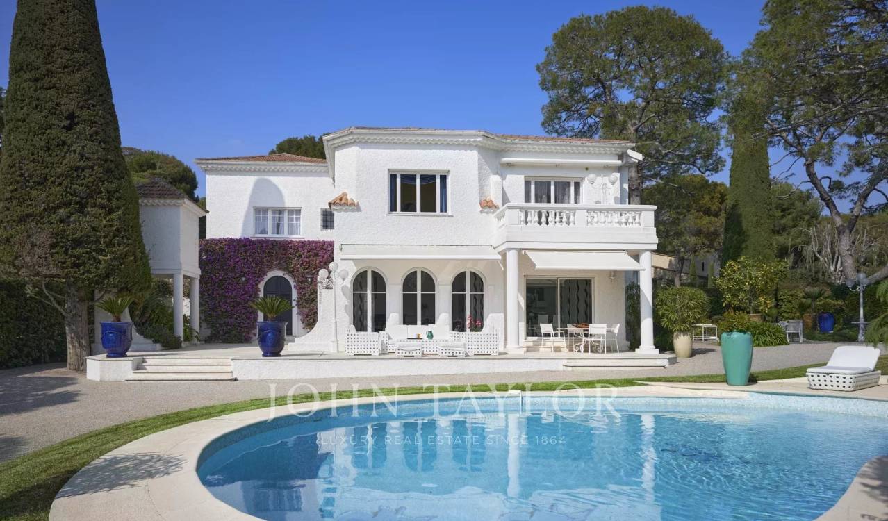 Annonce Location saisonnière Maison Saint-Jean-Cap-Ferrat (06230), 9 Pièces, 8 Couchages — Saint-Jean-Cap-Ferrat