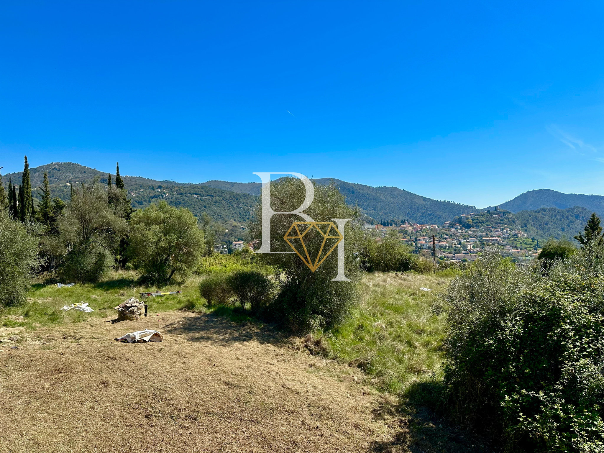 Maison à Tourrette-Levens, 179 m² sur 500 m² de terrain — photo 2