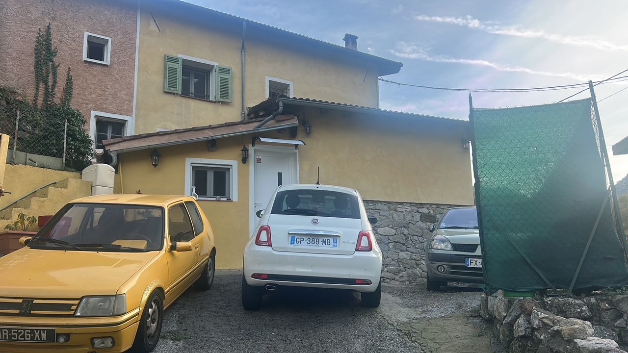 Maison à Utelle, 100 m² sur 400 m² de terrain — photo 4
