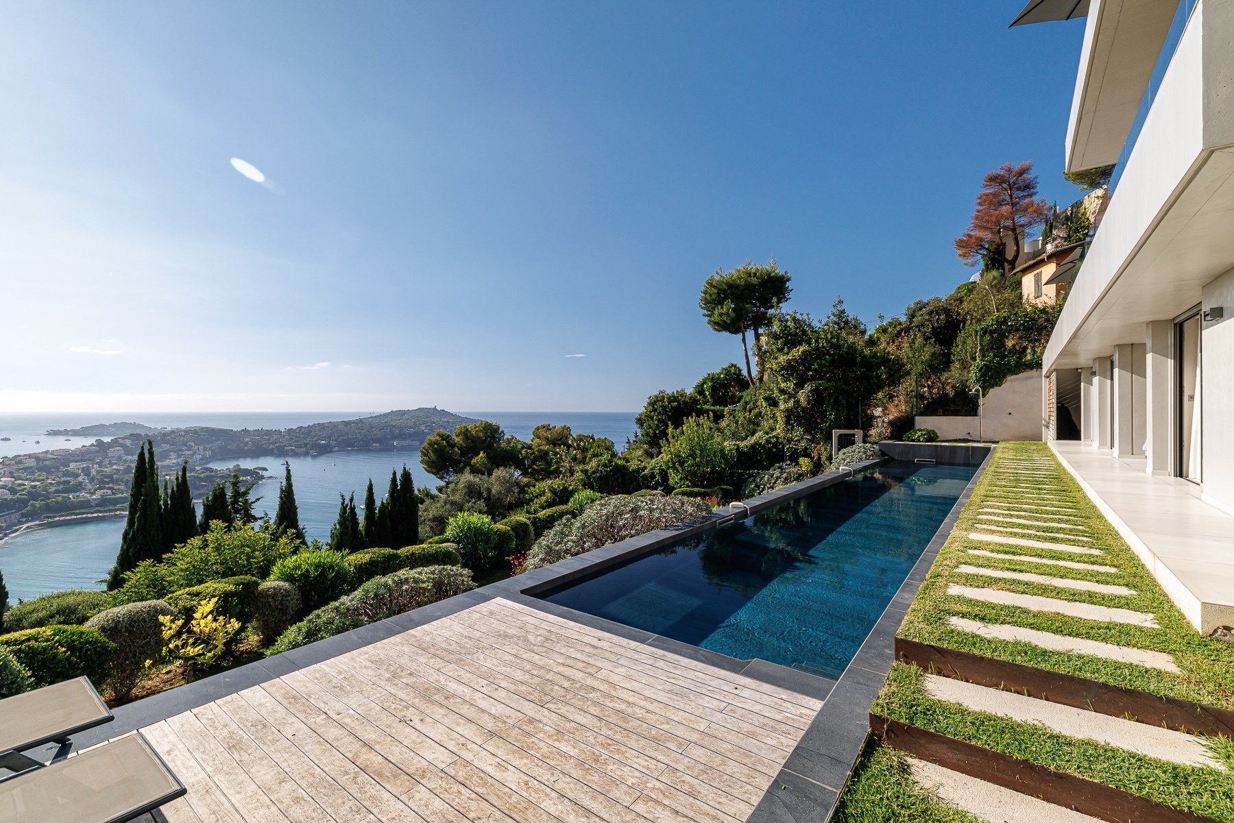 Vente Maison contemporaine Villefranche-sur-Mer 8 Pièces 360 m² — photo 2