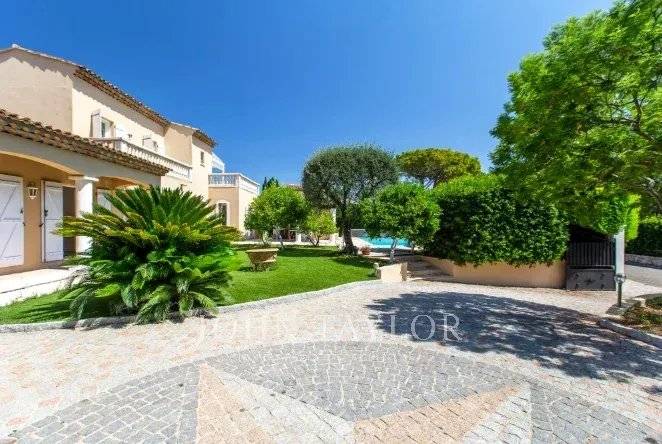 Annonce Vente Villa Villefranche-sur-Mer (06230), 8 Pièces — photo 2